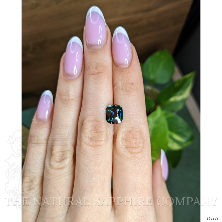 4.12 Ct. Greenish Blue Sapphire