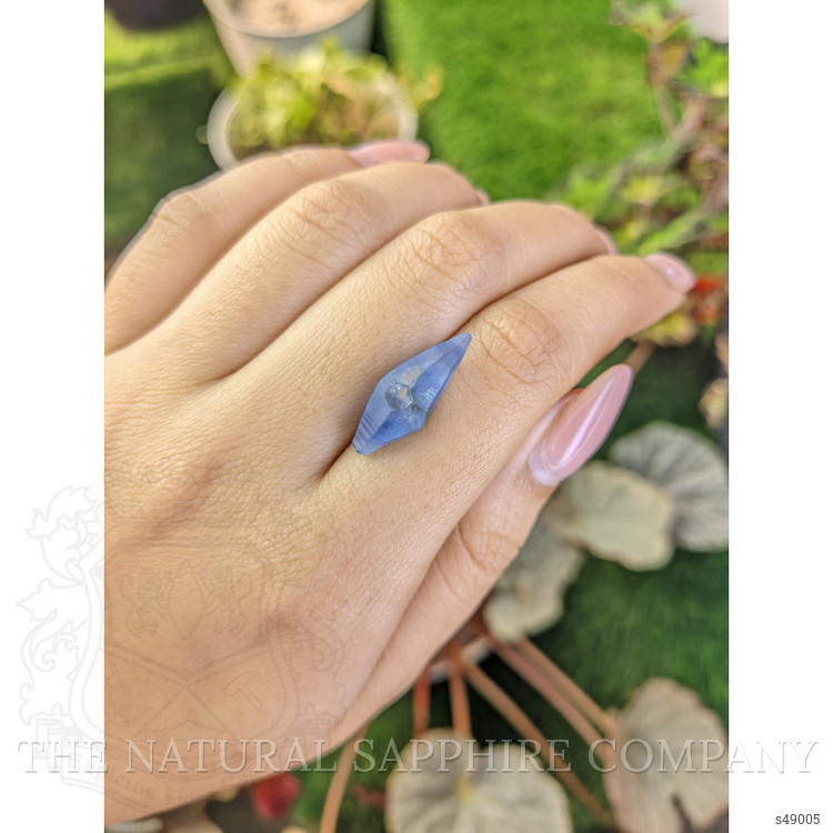 9.36 Ct. Blue Sapphire from Ceylon (Sri Lanka)