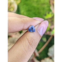1.30 Ct. Bi Color / Parti Sapphire from Ceylon (Sri Lanka) Life Style