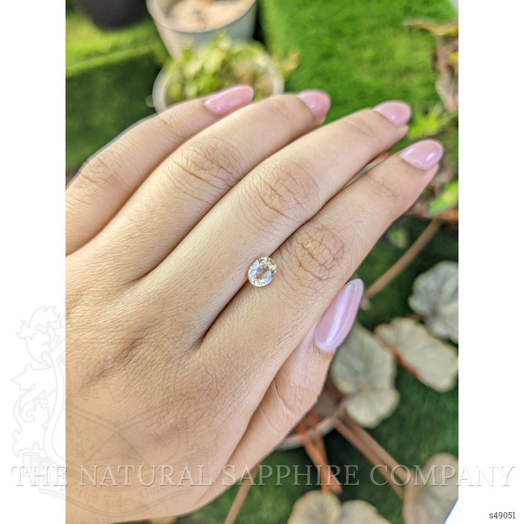 0.92 Ct. Peach Sapphire from Ceylon (Sri Lanka)