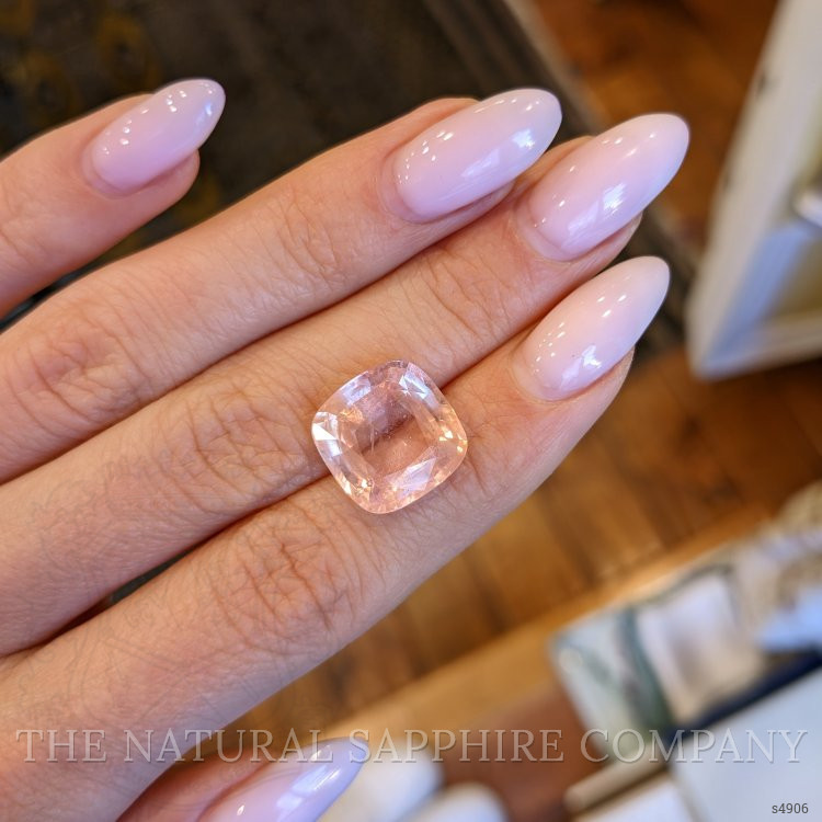 12.48 Ct. Padparadscha Sapphire from Ceylon (Sri Lanka)