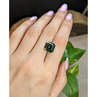 11.52 Ct. Bluish Green Sapphire from Madagascar Life Style