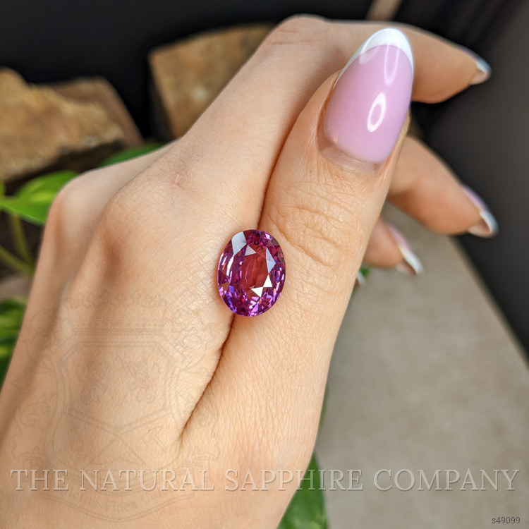 10.00 Ct. Purplish Pink Sapphire from Madagascar