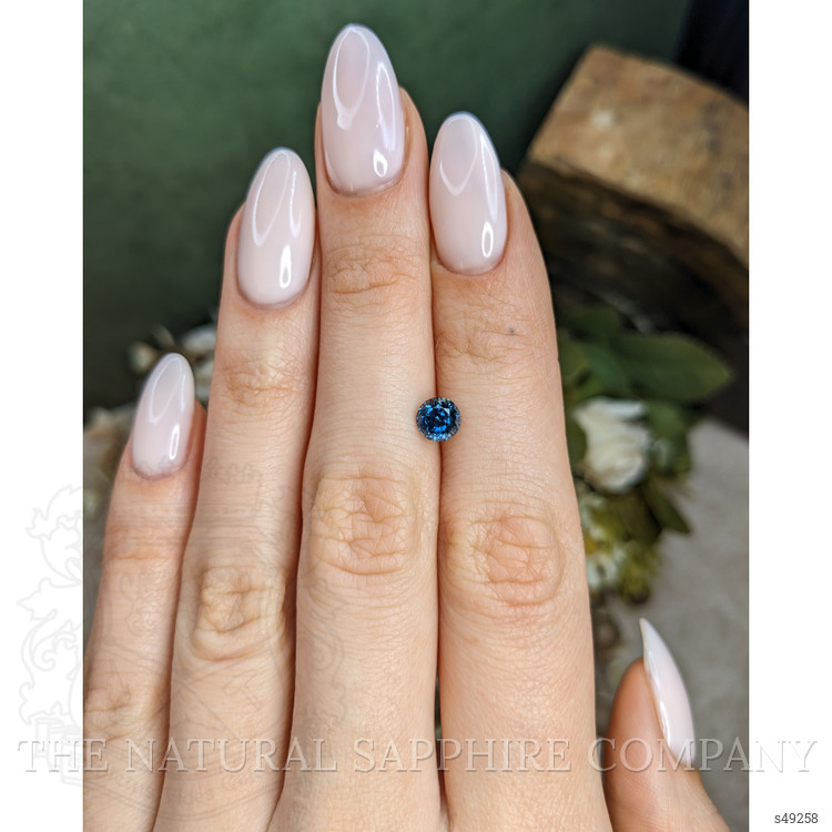 1.09 Ct. Greenish Blue Sapphire from Montana