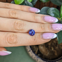 3.13 Ct. Violet Sapphire from Ceylon (Sri Lanka) Life Style