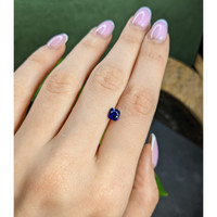 1.06 Ct. Blue Sapphire from Ceylon (Sri Lanka) Life Style