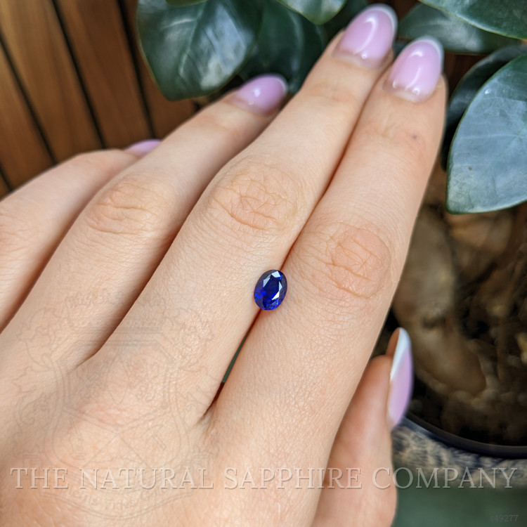 1.04 Ct. Purplish Blue Sapphire from Ceylon (Sri Lanka)