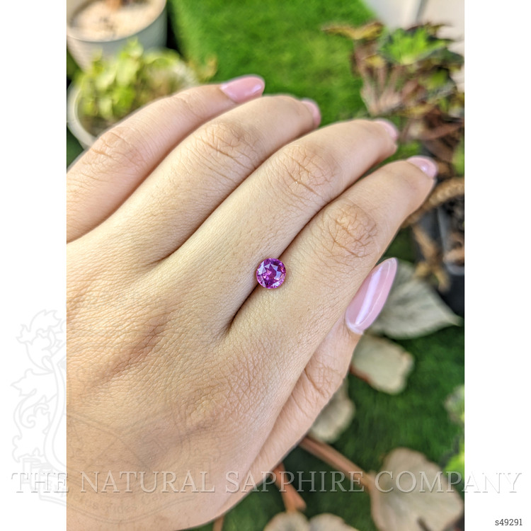 1.06 Ct. Pinkish Purple Sapphire from Ceylon (Sri Lanka)