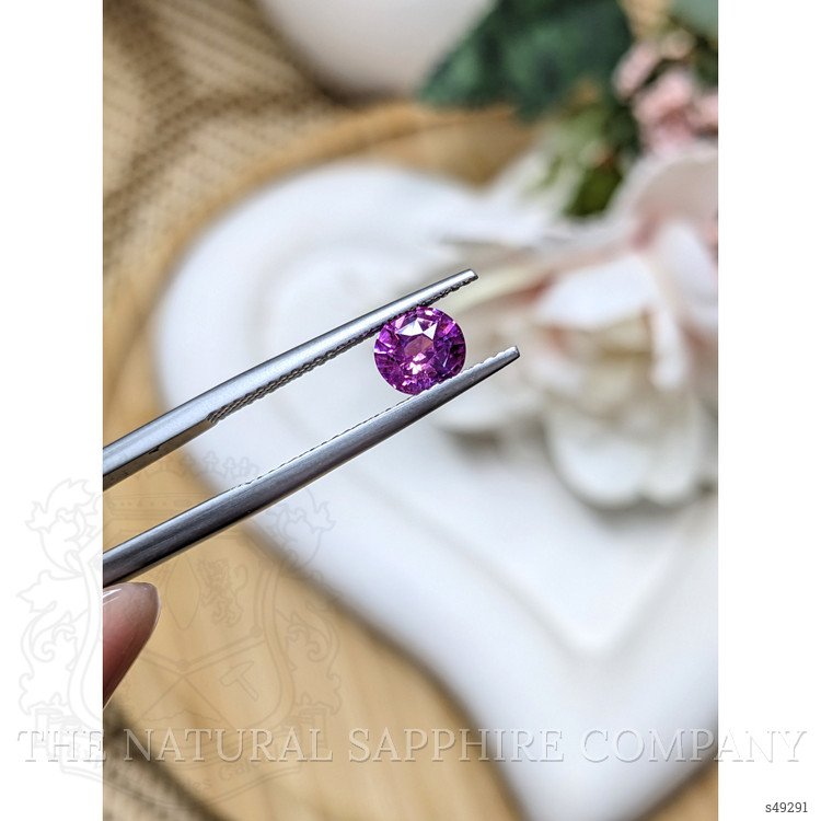 1.06 Ct. Pinkish Purple Sapphire from Ceylon (Sri Lanka)