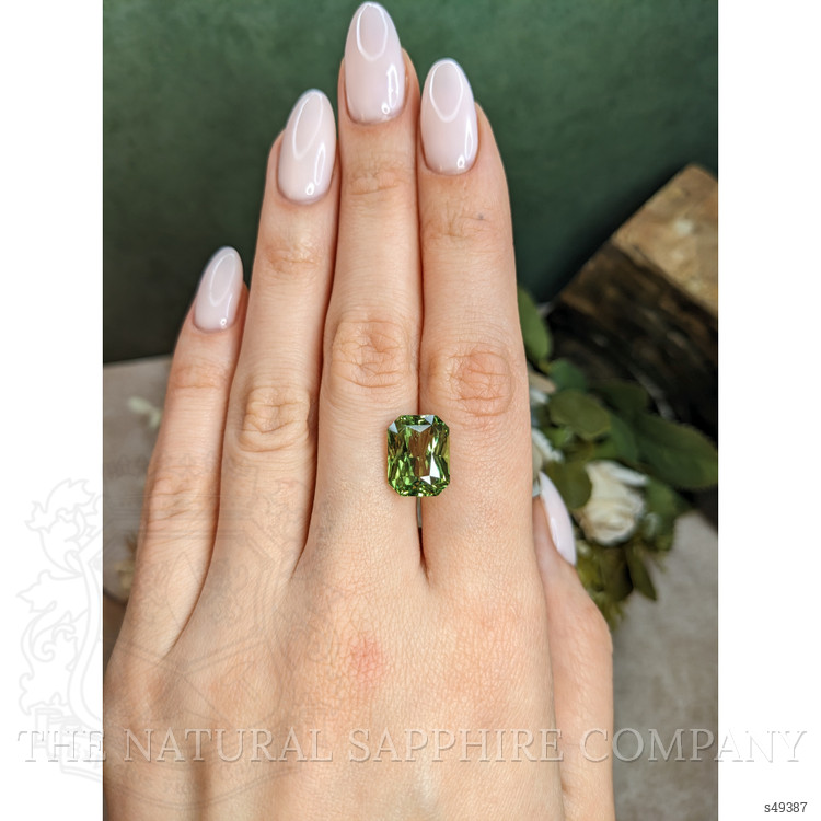 9.72 Ct. Green Sapphire from Tanzania