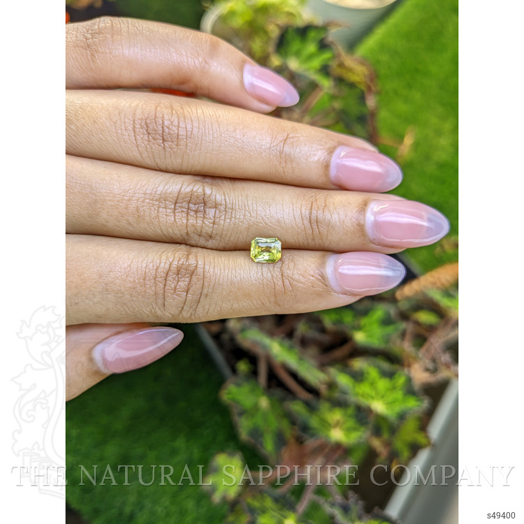 1.04 Ct. Greenish Yellow Sapphire from Ceylon (Sri Lanka)