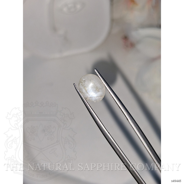 2.84 Ct. Grey Cabochon Sapphire from Ceylon (Sri Lanka)
