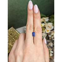 2.72 Ct. Blue Sapphire from Ceylon (Sri Lanka) Life Style