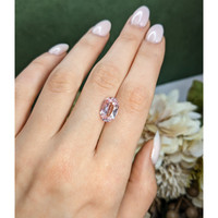 5.14 Ct. Padparadscha Sapphire from Madagascar Life Style