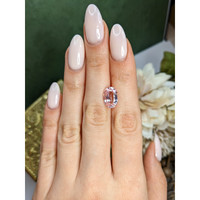 5.14 Ct. Padparadscha Sapphire from Madagascar Life Style