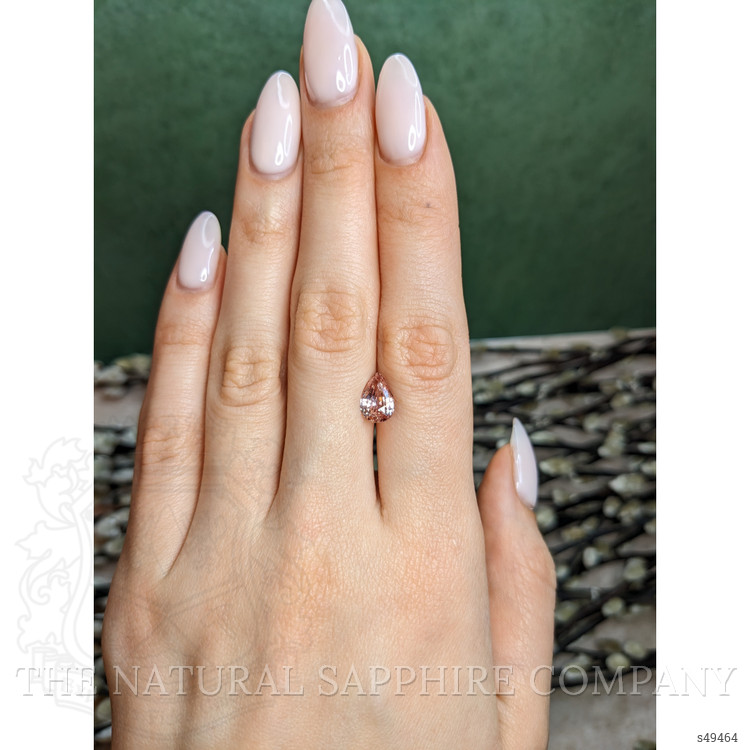 2.26 Ct. Padparadscha Sapphire from Ceylon (Sri Lanka)