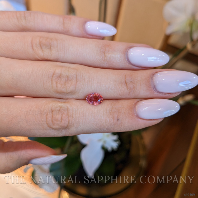 1.55 Ct. Padparadscha Sapphire from Ceylon (Sri Lanka)