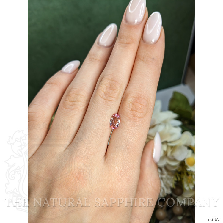 1.38 Ct. Padparadscha Sapphire from Ceylon (Sri Lanka)