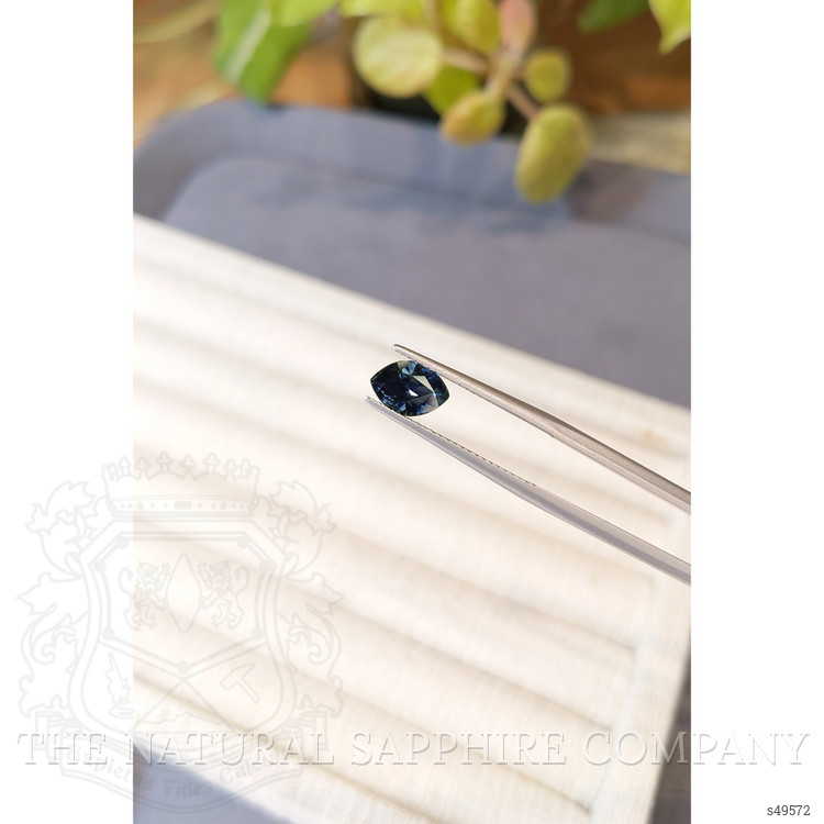 1.76 Ct. Bluish Green Sapphire from Montana