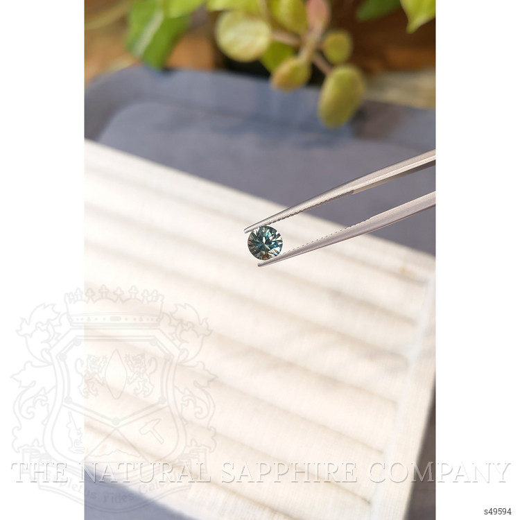 1.02 Ct. Greenish Blue Sapphire from Montana