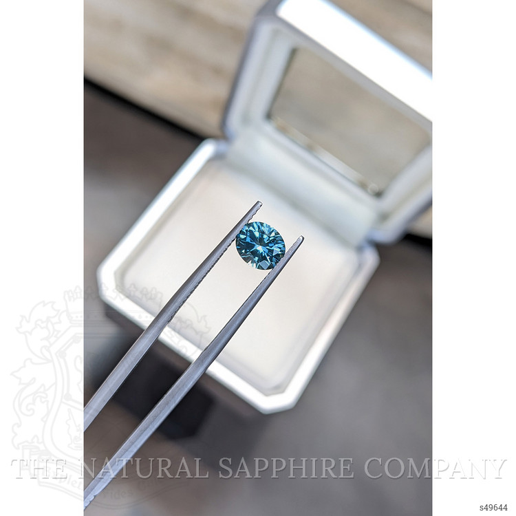 1.47 Ct. Greenish Blue Sapphire from Montana