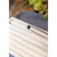 0.96 Ct. Bluish Green Sapphire from Montana Life Style