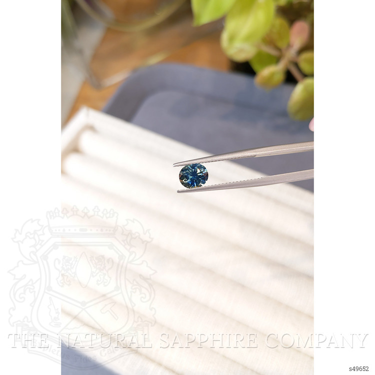 1.40 Ct. Bluish Green Sapphire from Montana