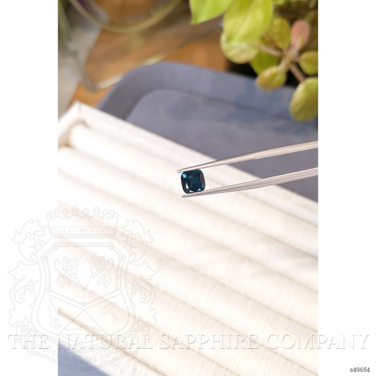 1.35 Ct. Bluish Green Sapphire from Montana