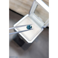 0.94 Ct. Bluish Green Sapphire from Montana Life Style