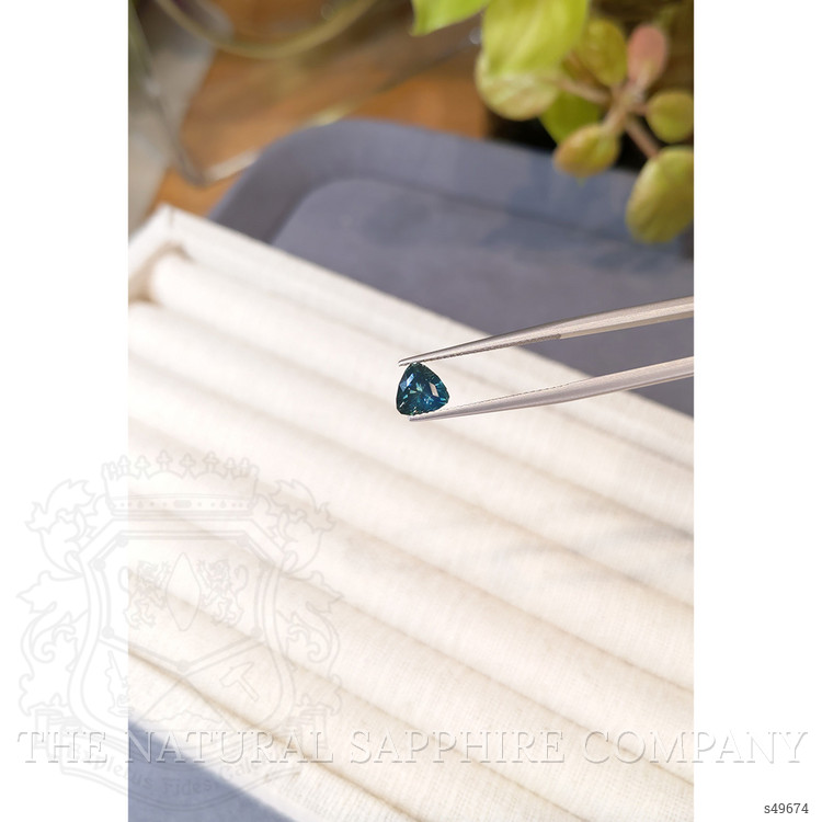 1.18 Ct. Bluish Green Sapphire from Montana