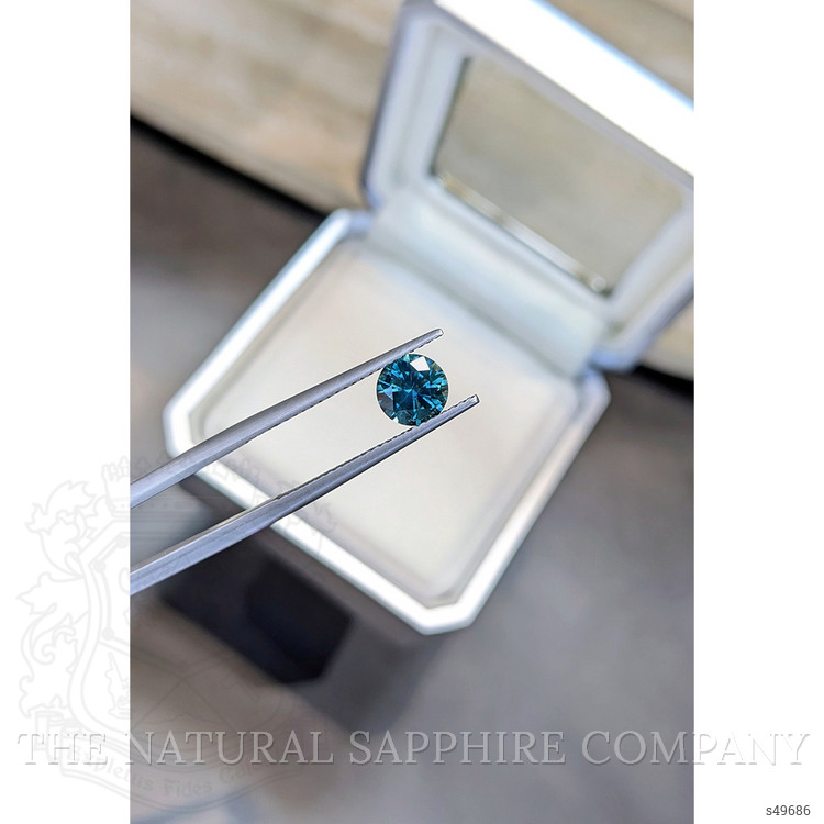 1.37 Ct. Bluish Green Sapphire from Montana