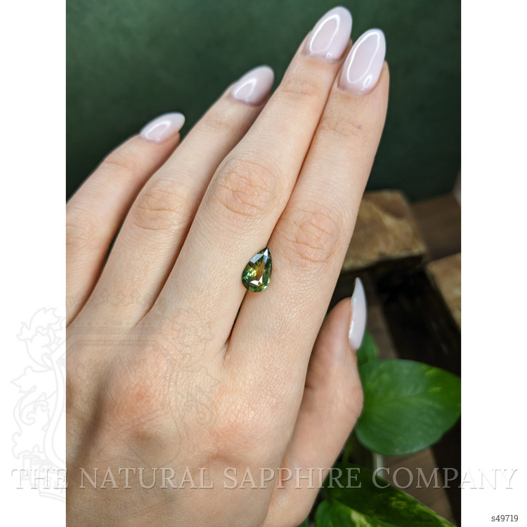 1.83 Ct. Bi Color / Parti Sapphire from Madagascar