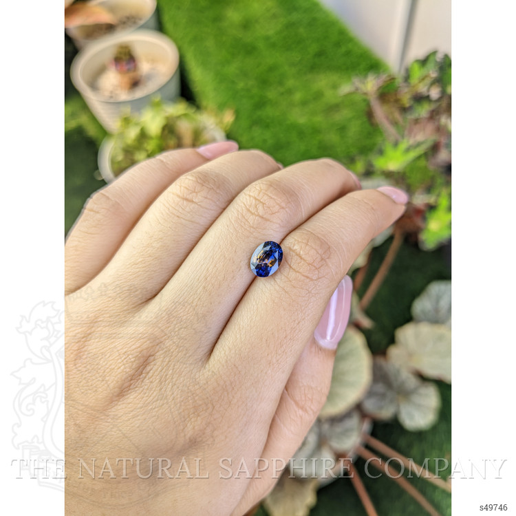 2.07 Ct. Bi Color / Parti Sapphire from Ceylon (Sri Lanka)