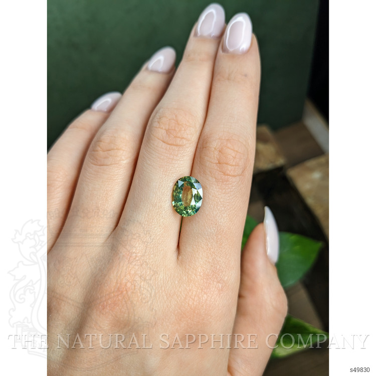 5.01 Ct. Bi Color / Parti Sapphire from Ceylon (Sri Lanka)