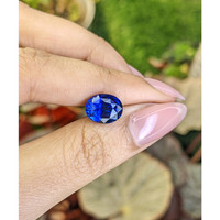 5.21 Ct. Blue Sapphire from Ceylon (Sri Lanka) Life Style