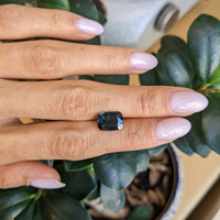 4.05 Ct. Bluish Green Sapphire from Madagascar Life Style