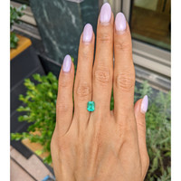 1.35 Ct. Emerald from Ethiopia Life Style
