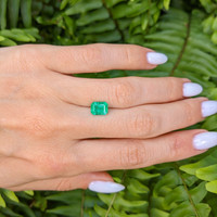 1.41 Ct. Emerald from Ethiopia Life Style