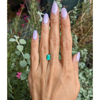 1.44 Ct. Emerald from Ethiopia Life Style