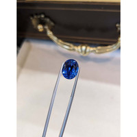 8.09 Ct. Blue Sapphire from Ceylon (Sri Lanka) Life Style