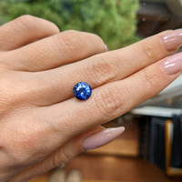 3.04 Ct. Blue Sapphire from Ceylon (Sri Lanka) Life Style