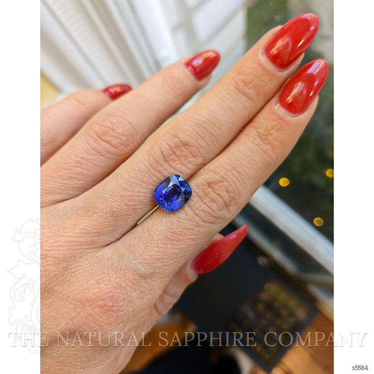 4.19 Ct. Blue Sapphire from Ceylon (Sri Lanka)