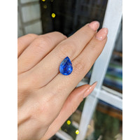 5.76 Ct. Blue Sapphire from Ceylon (Sri Lanka) Life Style