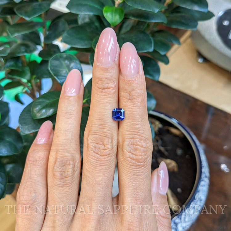 1.09 Ct. Blue Sapphire from Ceylon (Sri Lanka)