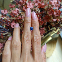 1.21 Ct. Blue Sapphire from Ceylon (Sri Lanka) Life Style
