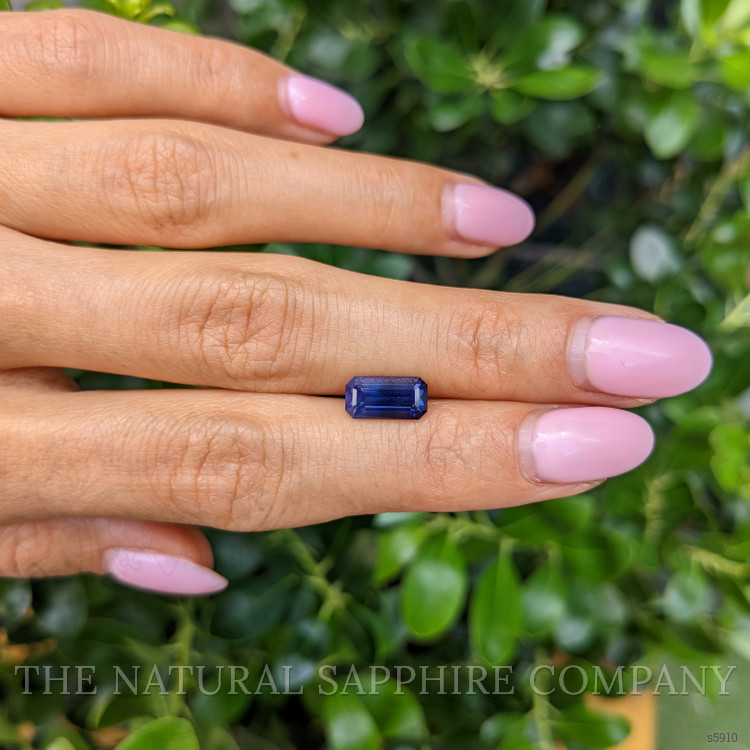 2.60 Ct. Color Change Sapphire from Ceylon (Sri Lanka)