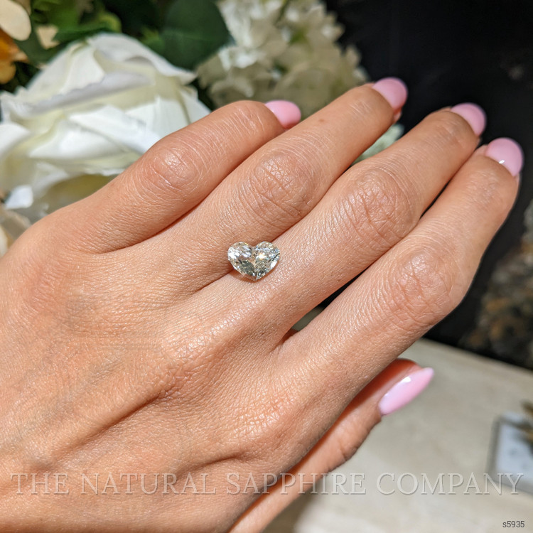 3.21 Ct. Yellow Sapphire from Ceylon (Sri Lanka)