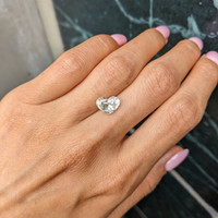 3.21 Ct. Yellow Sapphire from Ceylon (Sri Lanka) Life Style
