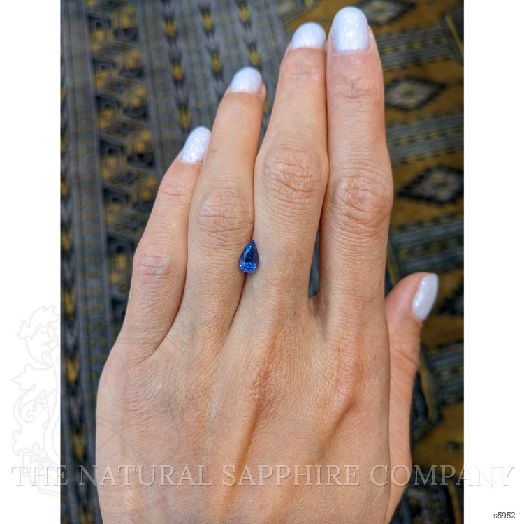 1.01 Ct. Blue Sapphire from Ceylon (Sri Lanka)