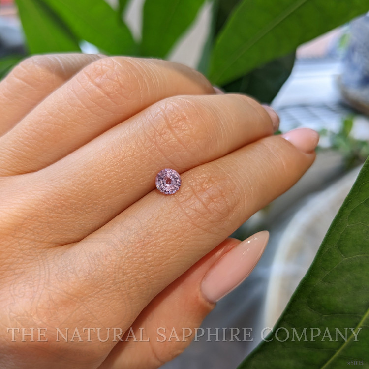 0.61 Ct. Pink Sapphire from Ceylon (Sri Lanka)